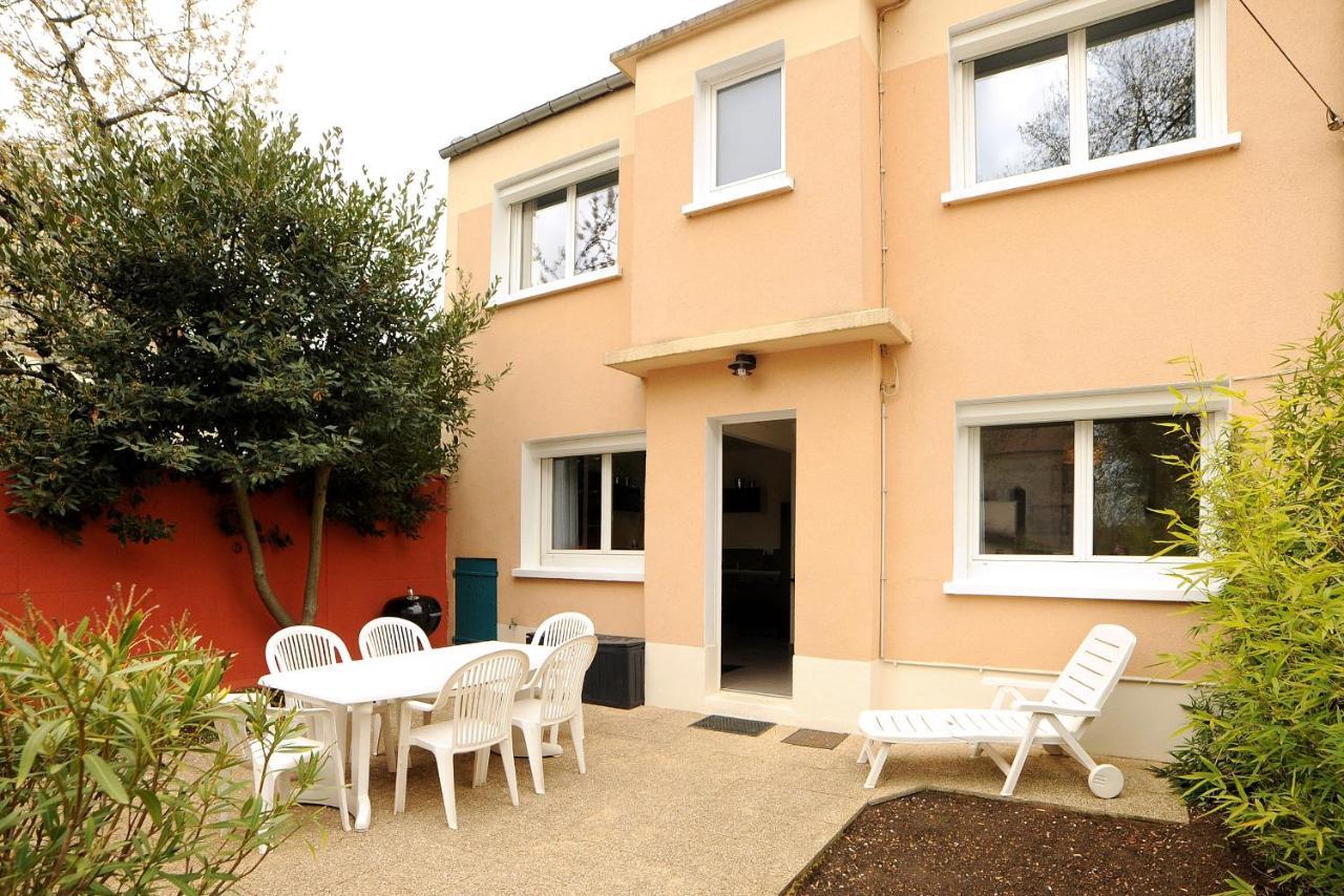 Le Saint Brice Villa Chartres Exterior photo